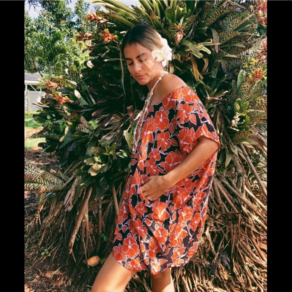 Acacia Mana Dress - Picture 6 of 7